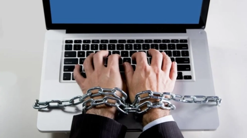 Teknoloji Bağımlılığı Nedir, Belirtileri ve Terapisi